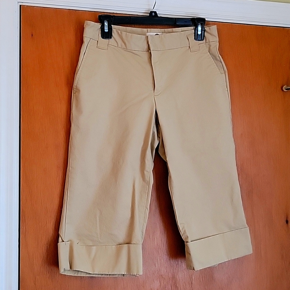 Weatherproof khaki capris